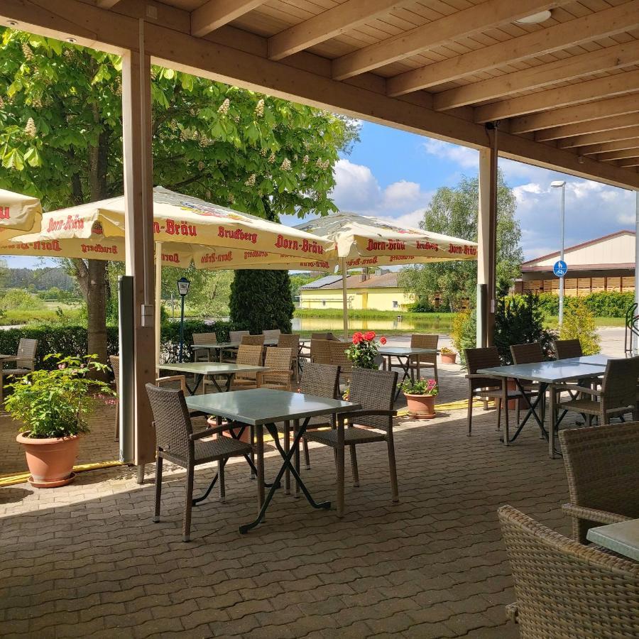 Gasthaus Pension Rezatgrund Windsbach Luaran gambar